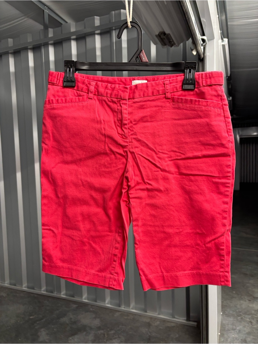 Laundry By Shelli Segal LA Bright Cerise Pink Chino Khaki Bermuda Shorts 6